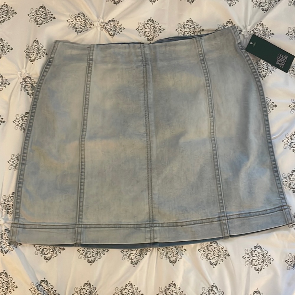 Wild fable zip up jean skirt!